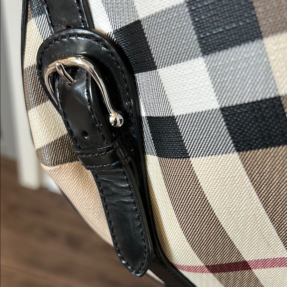 EUC Authentic Burberry Nova Check Hobo - Picture 2 of 16